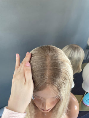 Amber Blond -- 32,5 cm - 65 cm (13 - 27 Inch)